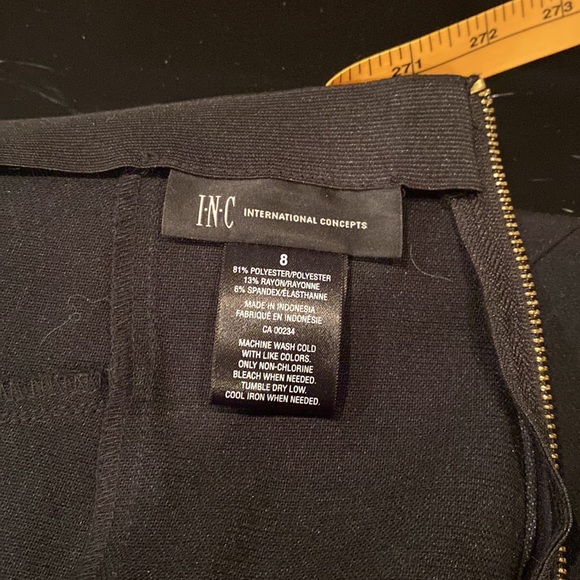 COPY - Cute black pencil skirt by Inc with adjustable zipper - Picture 5 of 5